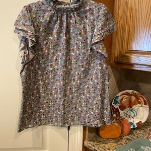 Floral Ruffle Sleeve Blouse